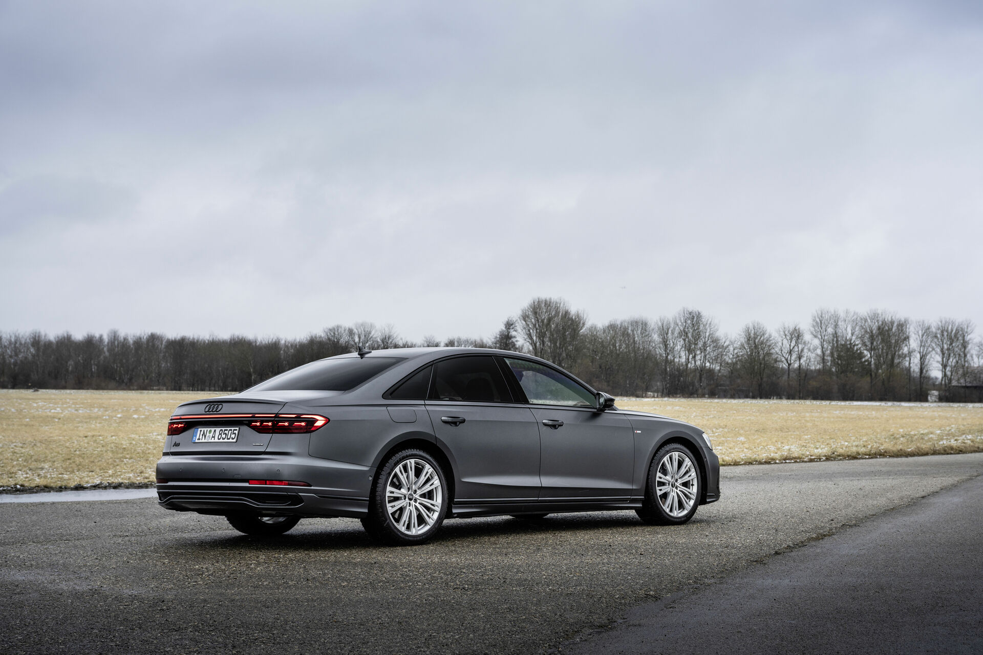 아우디 A8 50 TDI vs 55 TFSI·S350d·730d 후기 비교, 장거리 기준 선택 대표 이미지