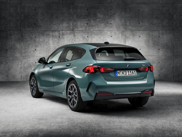 BMW 120 도심 실연비 후기 모음, 짧은 출퇴근에서도 12km/L가 나올까 대표 이미지