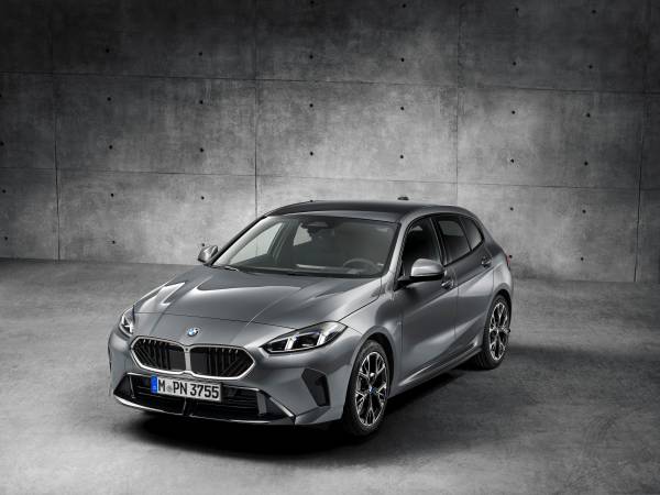 BMW 뉴 120 유지비와 보유 조건 공식 이미지