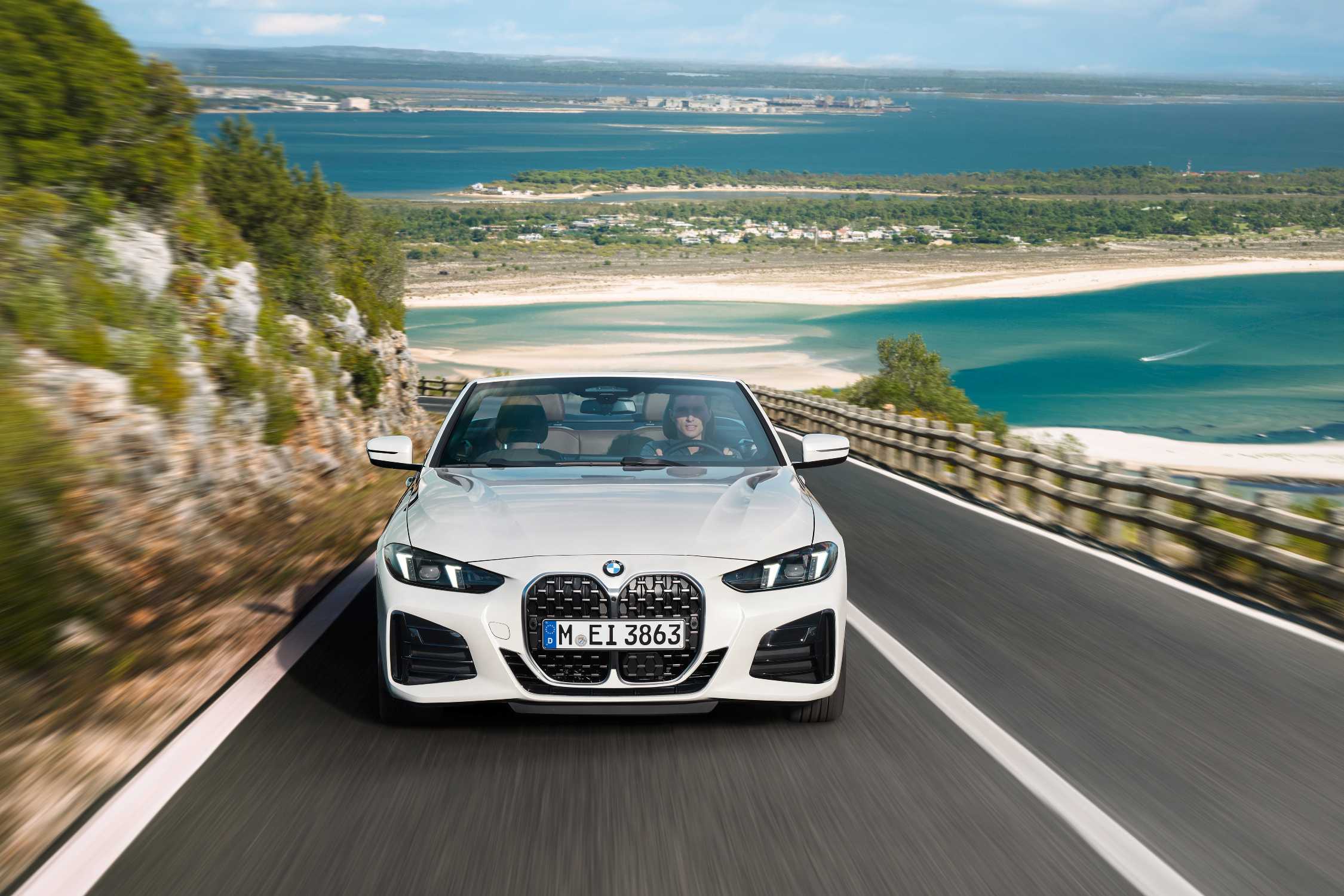 BMW 420i 컨버터블 고속도로 풍절음 후기, 오픈 주행은 어디까지 편할까 대표 이미지