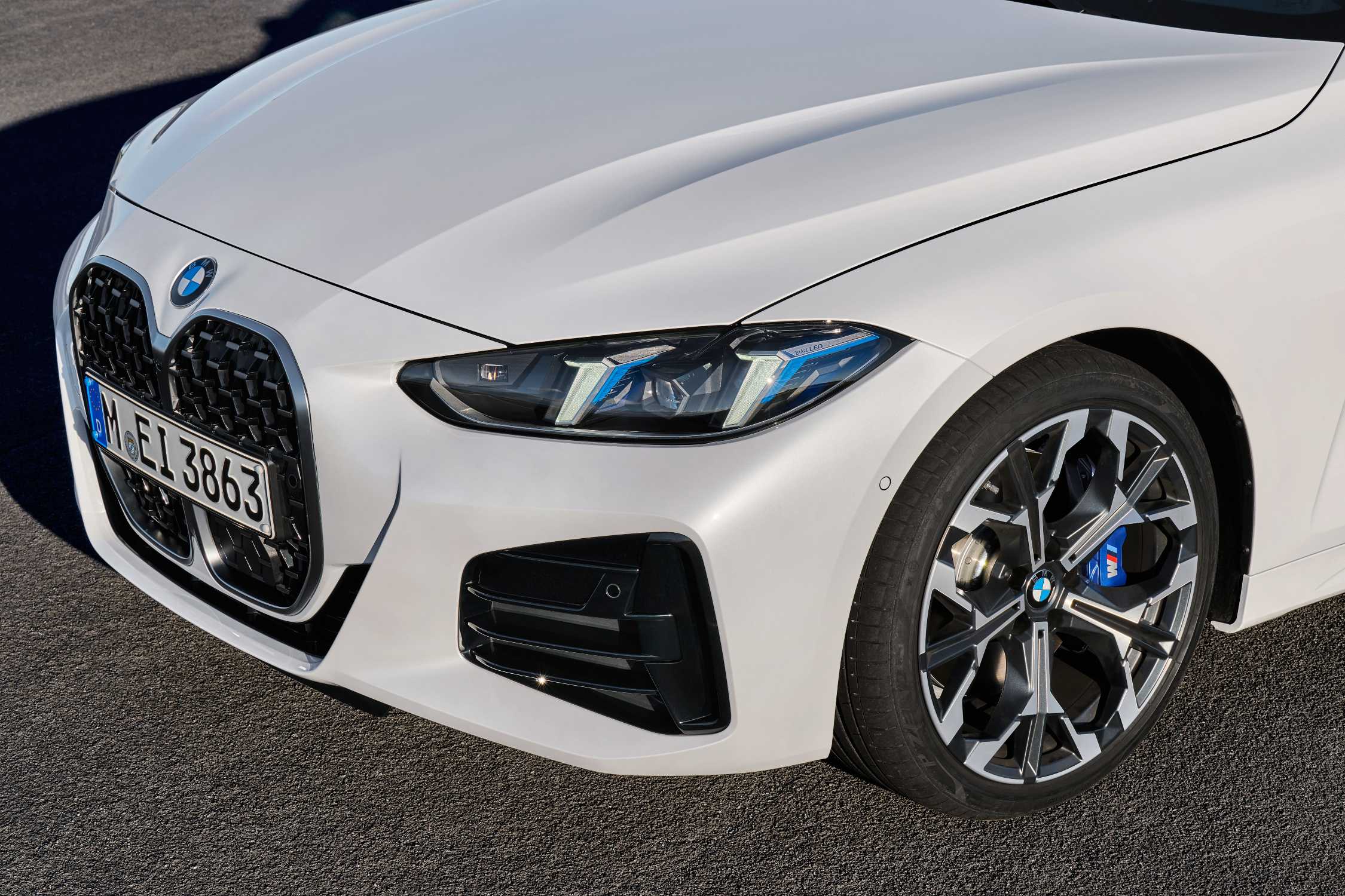 BMW 420i 컨버터블 뒷좌석·카시트 후기, 아이 있는 집도 탈 수 있을까 대표 이미지