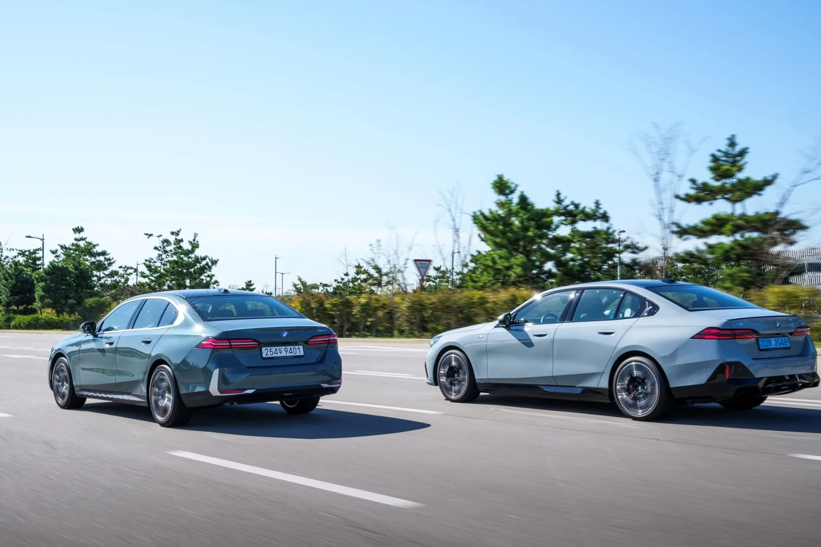 BMW 5시리즈 가솔린 대표 이미지