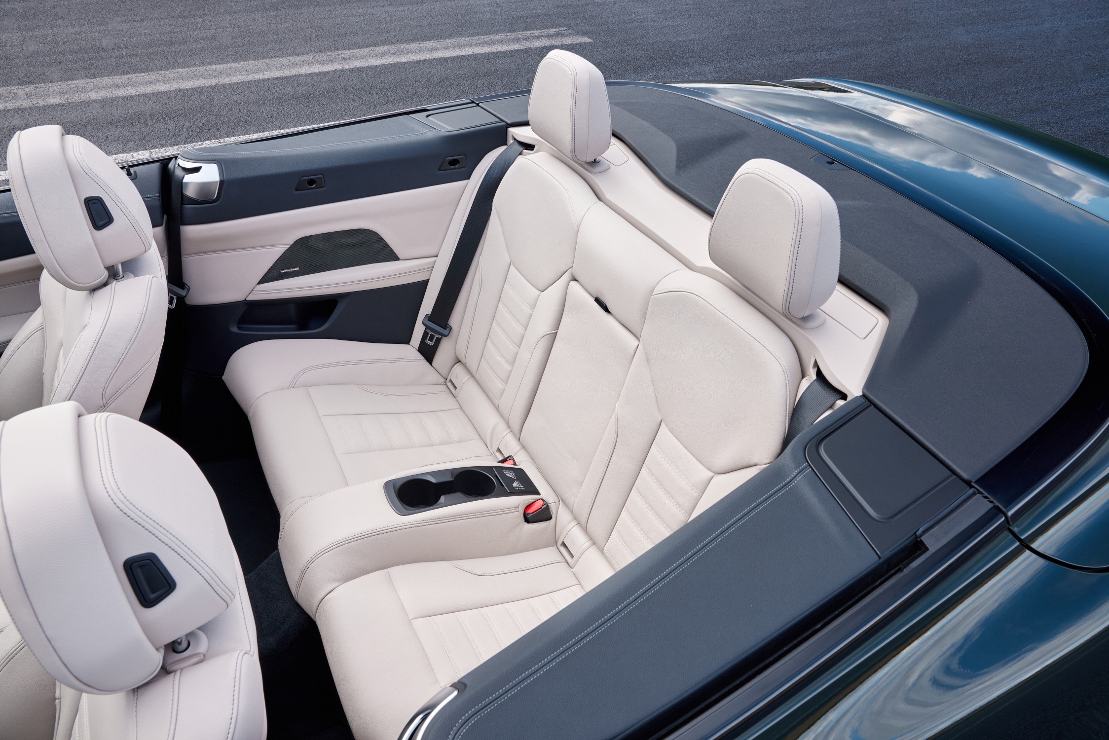 BMW M440i 컨버터블 420i·M4와 비교 공식 이미지