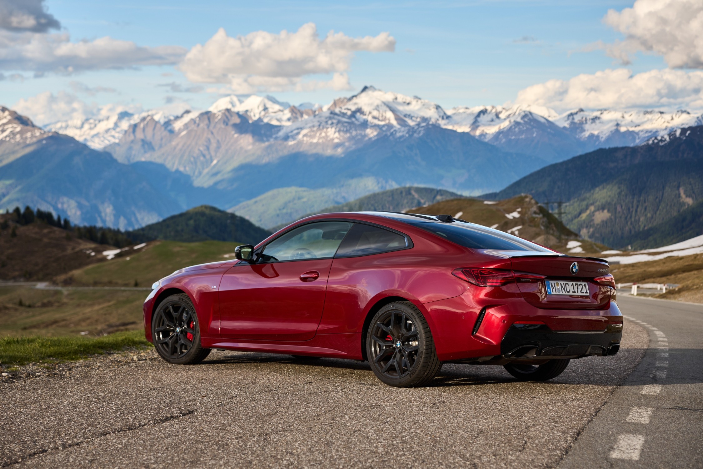 BMW M440i 쿠페 M340i·M4와 비교 공식 이미지