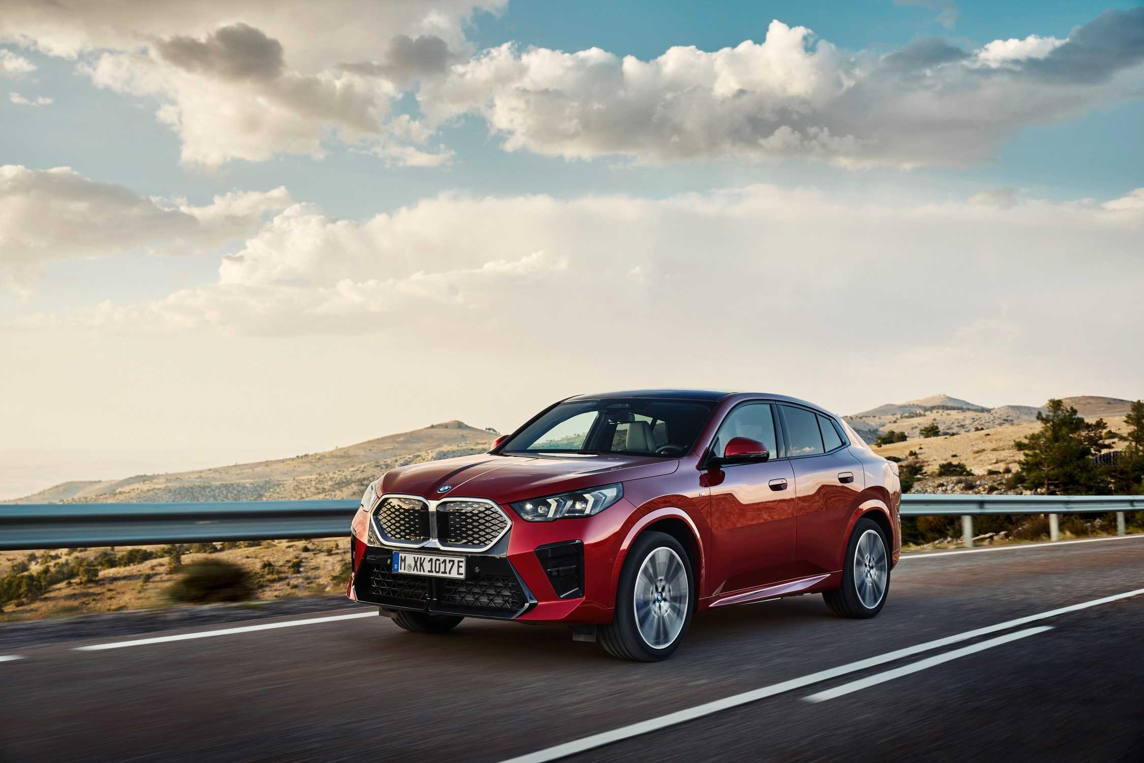 BMW iX2 eDrive20 전기 대표 이미지
