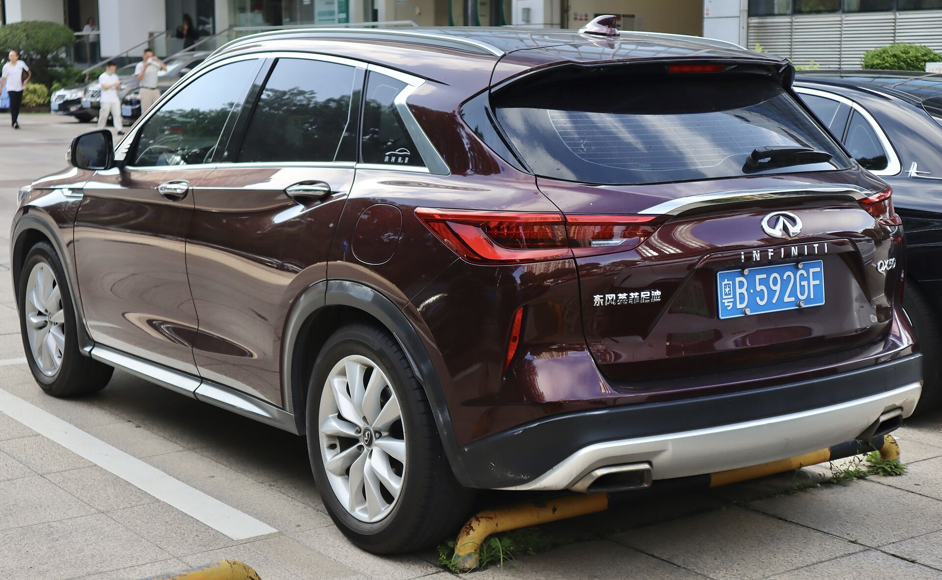 인피니티 QX50 CVT 주행 후기, 가속감이 답답할까 대표 이미지