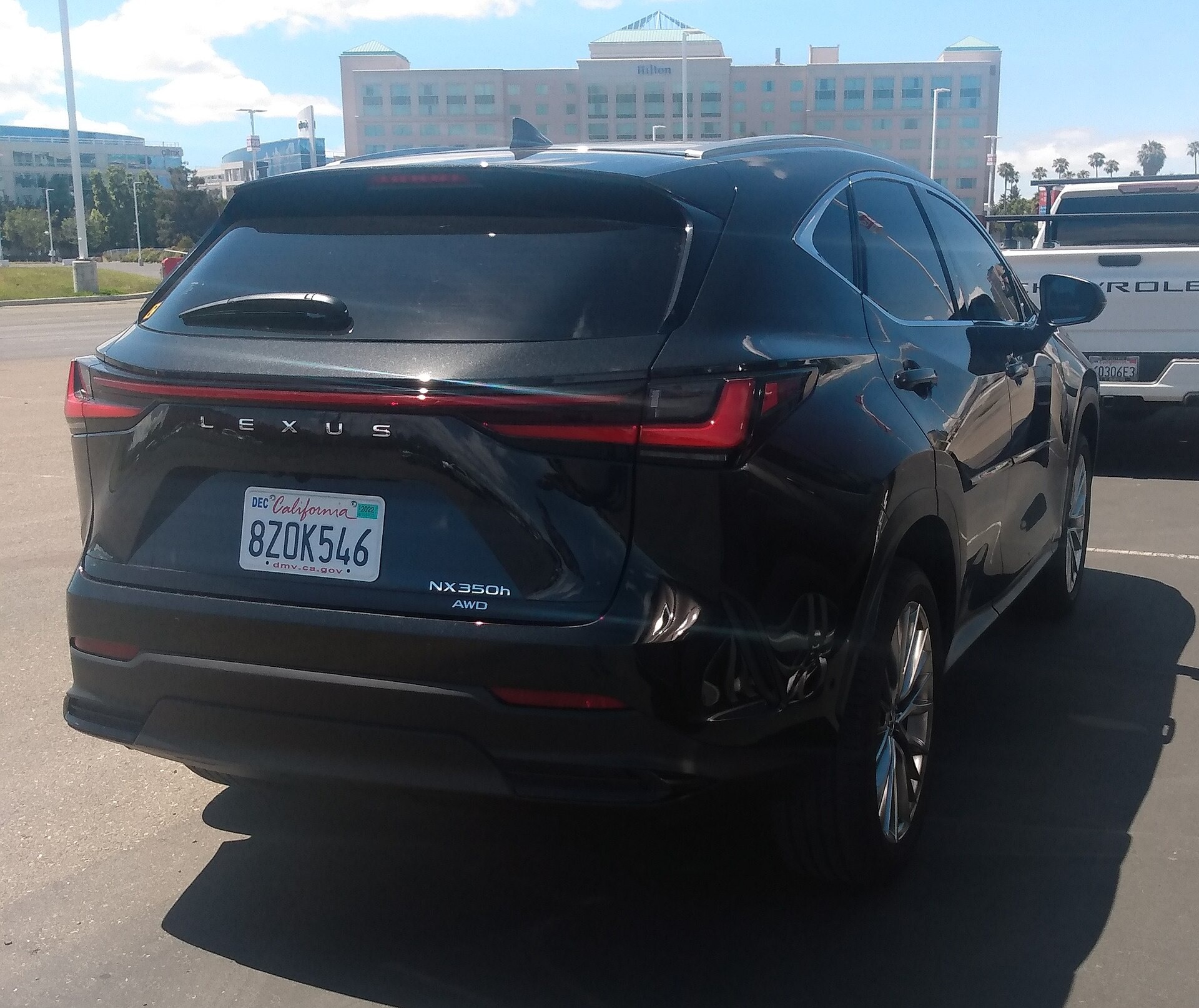 렉서스 NX350h 가족용 후기, 카시트 두 개와 여행 짐 기준 대표 이미지
