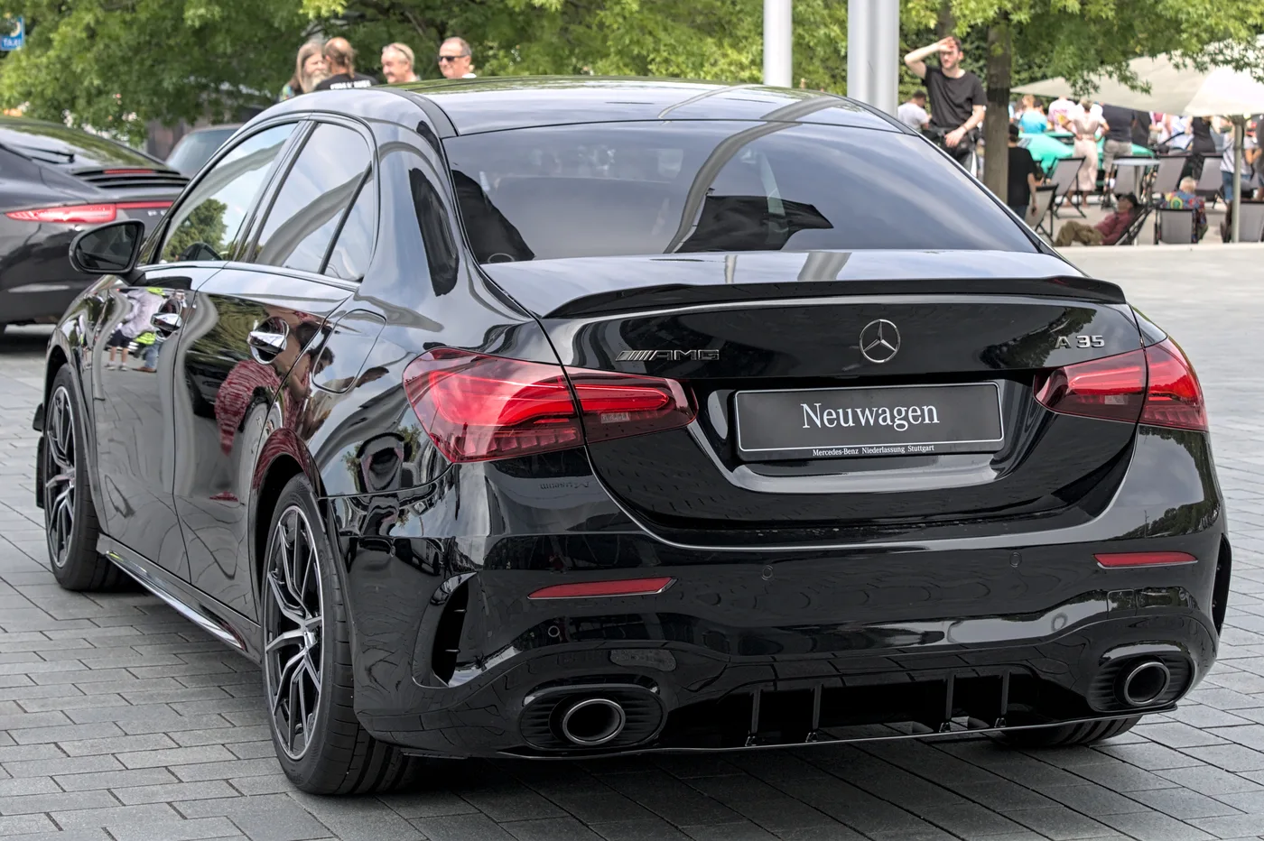 메르세데스 AMG A35 4MATIC 세단 외관