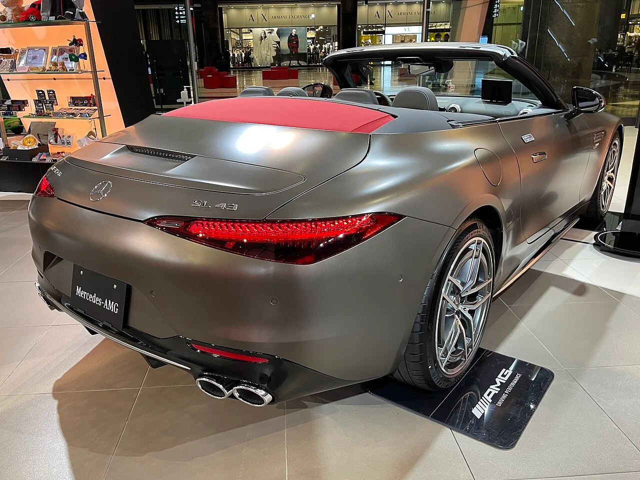 벤츠 AMG SL R232 후면 이미지