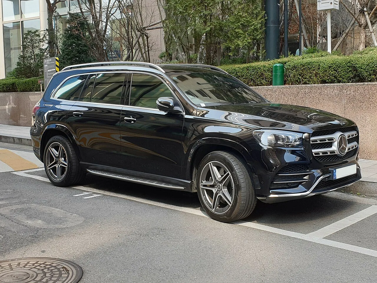 벤츠 GLS 디젤 대표 이미지