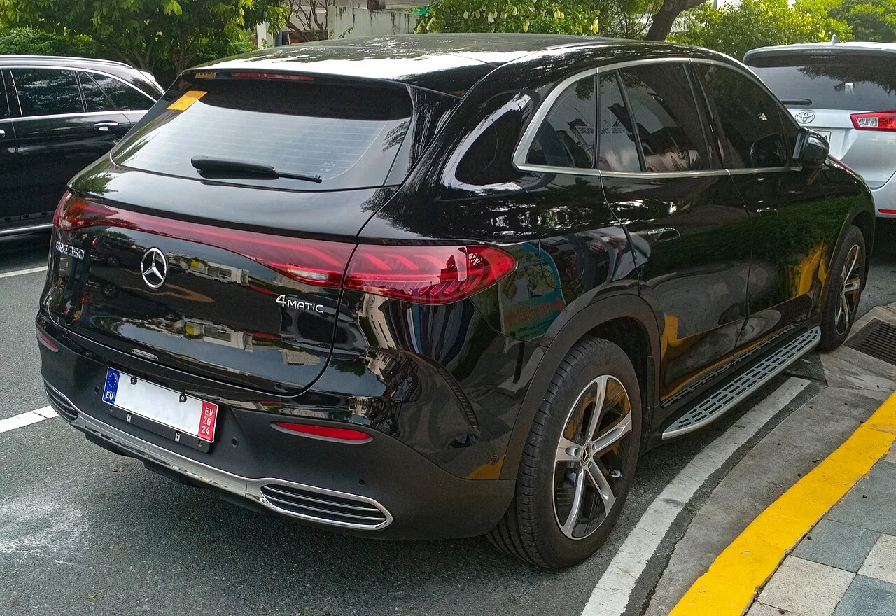 벤츠 EQE SUV X294 후면 외관 이미지