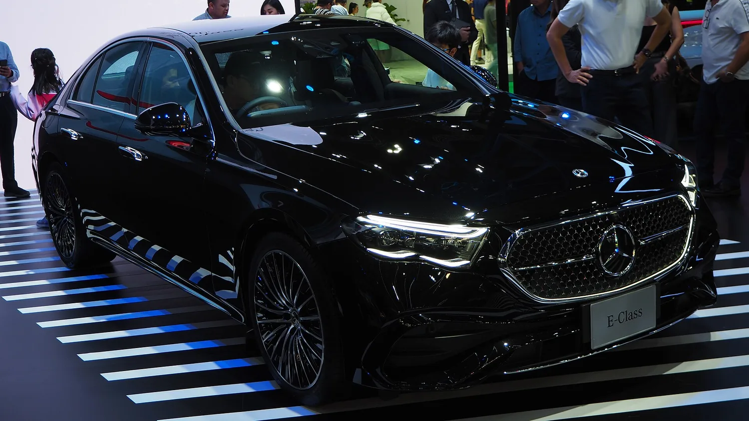 벤츠 E클래스 PHEV 대표 이미지