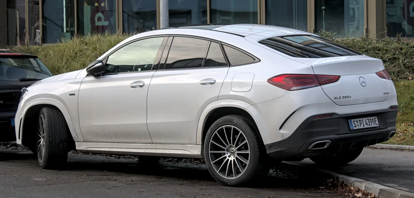 벤츠 GLE 350e 쿠페 측면 외관
