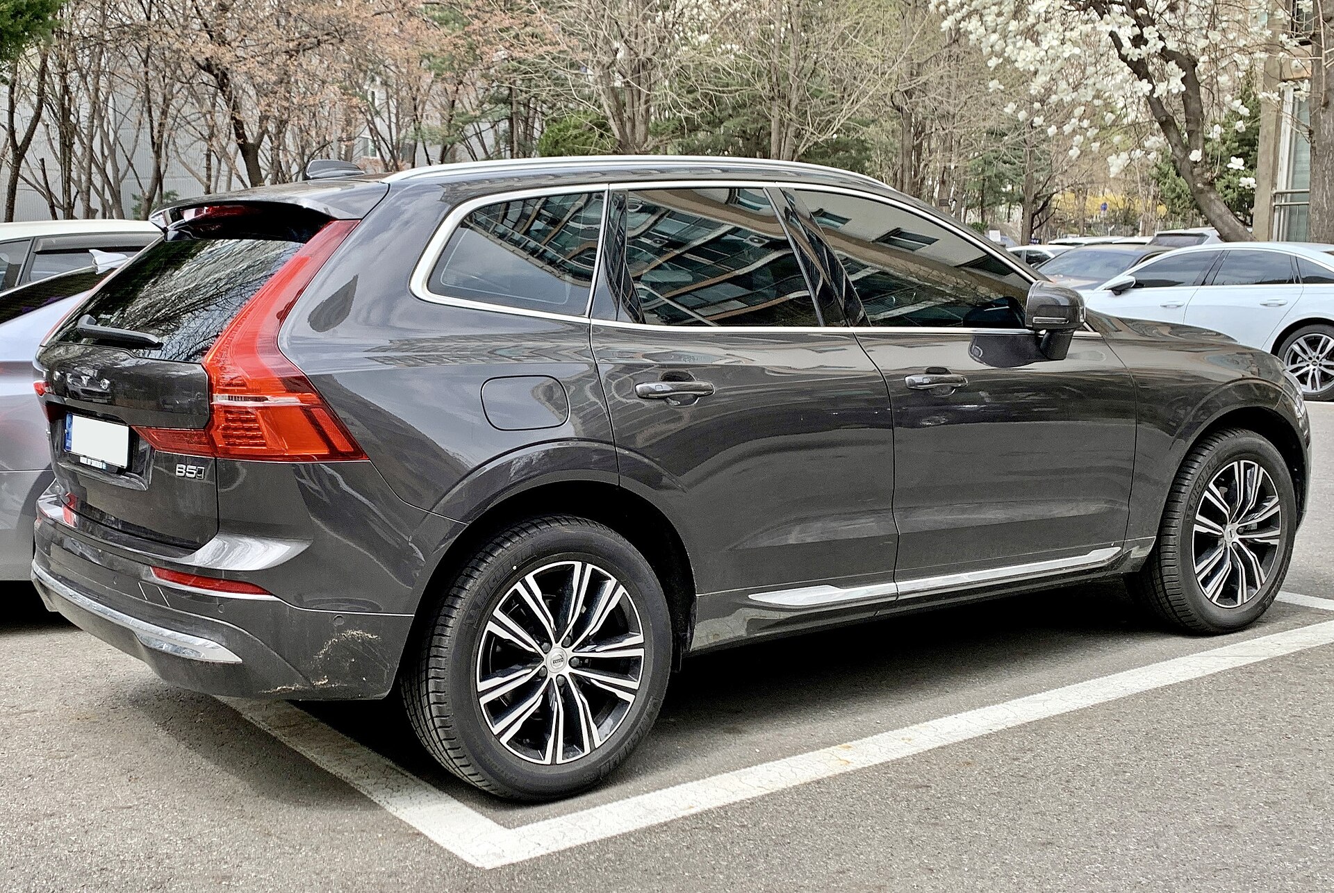 XC60 PHEV 배터리·보험료 후기, 장기 보유 전 확인할 점 대표 이미지